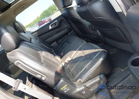 2017 Nissan Pathfinder Sl z USA, uszkodzony, nr VIN 5N1DR2MM6HC913013